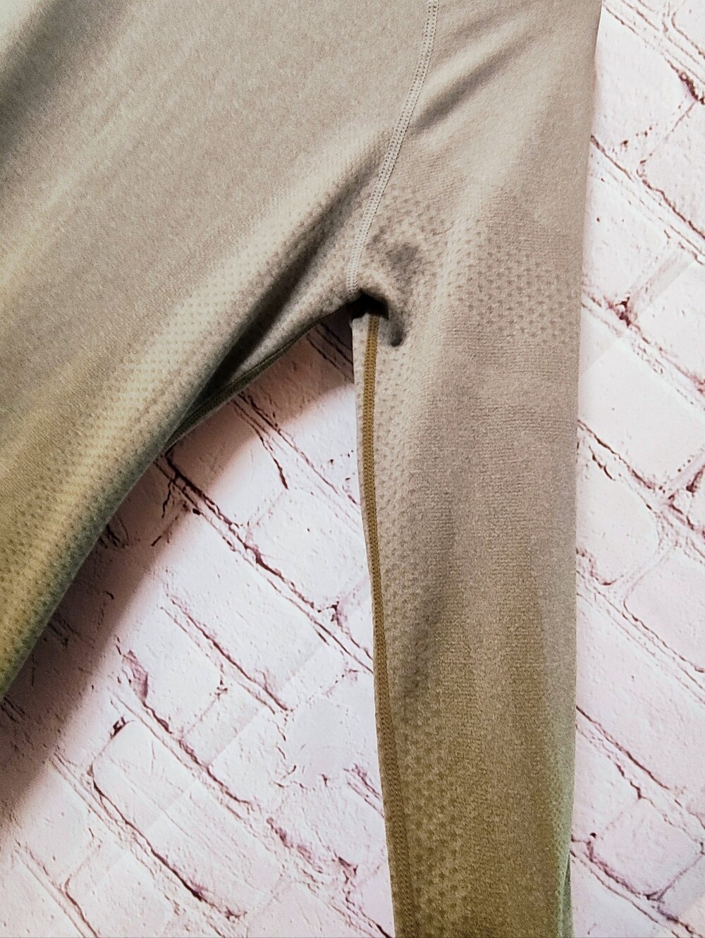 Figs Salta Seamless Under scrub Olive Compression Longsleeve Shirt M - Picture 5 of 13